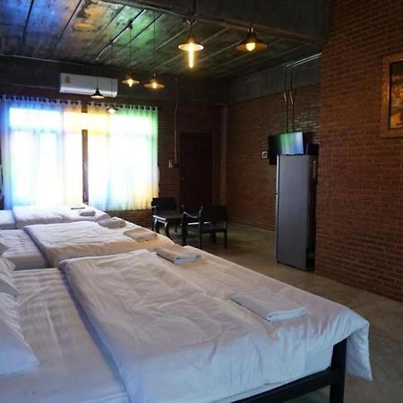 Hotel Oyo 1155 Bikers House And Enduro Tours Chiang Mai Exterior foto