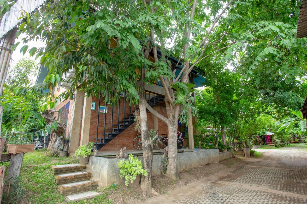Hotel Oyo 1155 Bikers House And Enduro Tours Chiang Mai Exterior foto