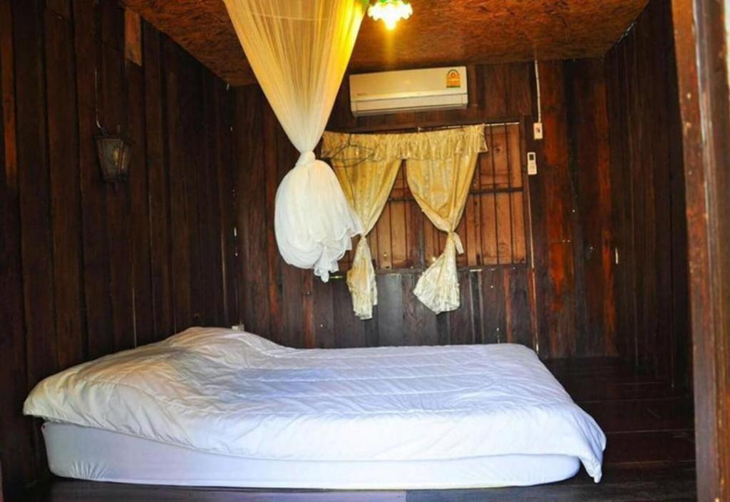 Hotel Oyo 1155 Bikers House And Enduro Tours Chiang Mai Exterior foto