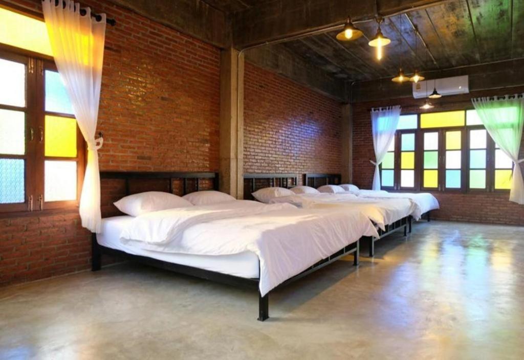 Hotel Oyo 1155 Bikers House And Enduro Tours Chiang Mai Exterior foto