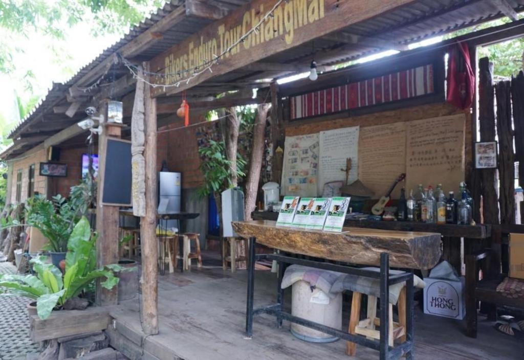 Hotel Oyo 1155 Bikers House And Enduro Tours Chiang Mai Exterior foto