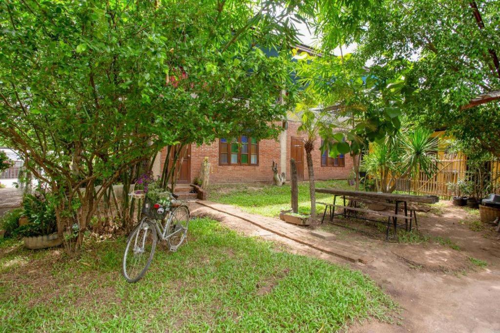 Hotel Oyo 1155 Bikers House And Enduro Tours Chiang Mai Exterior foto